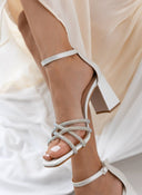 Πέδιλα με μπαρέτα και strass TFP - Λευκό - thefashionproject.gr - TFP