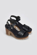 Πέδιλα με μπαρέτα Refresh 172781 - Μαύρο - thefashionproject.gr - Refresh