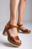 Πέδιλα με μπαρέτα Refresh 172781 - Ταμπά - thefashionproject.gr - Refresh