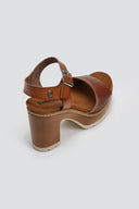 Πέδιλα με μπαρέτα Refresh 172781 - Ταμπά - thefashionproject.gr - Refresh