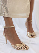 Πέδιλα με μπαρέτα σε μεταλλικές αποχρώσεις tfp 