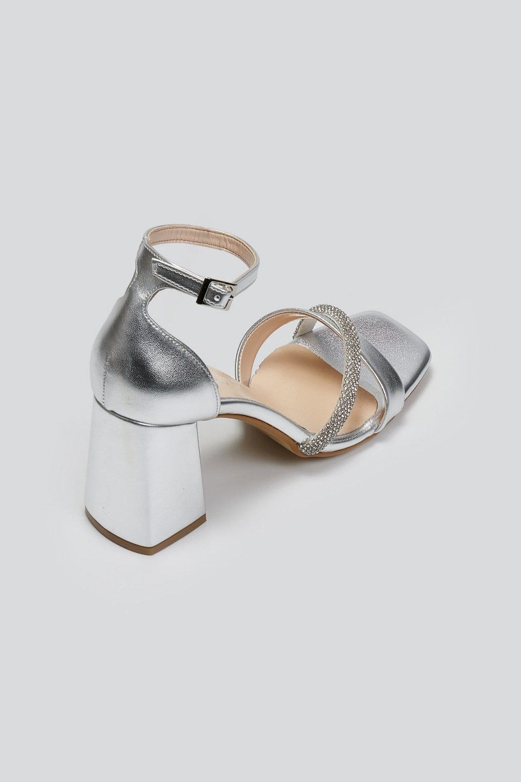 Πέδιλα με μπαρέτα TFP - Ασημί - thefashionproject.gr - TFP
