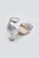 Πέδιλα με pattern TFP - Ασημί - thefashionproject.gr - TFP
