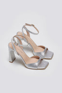 Πέδιλα με pattern TFP - Ασημί - thefashionproject.gr - TFP