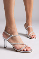 Πέδιλα με περαστό στρας λουράκι Ragazza - Ασημί - thefashionproject.gr - RAGAZZA