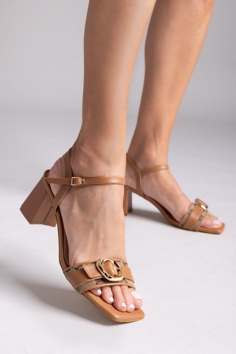 Πέδιλα με ύφασμα και print TFP - Ταμπά - thefashionproject.gr - TFP