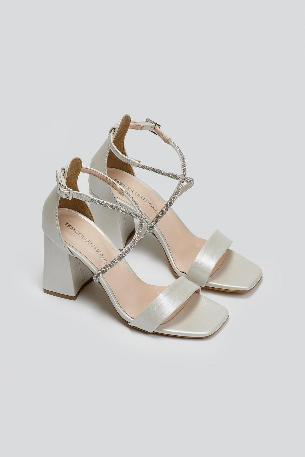 Πέδιλα σατέν crossover με στρας TFP - Λευκό Πέρλα - thefashionproject.gr - TFP