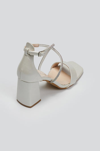 Πέδιλα σατέν crossover με στρας TFP - Λευκό Πέρλα - thefashionproject.gr - TFP