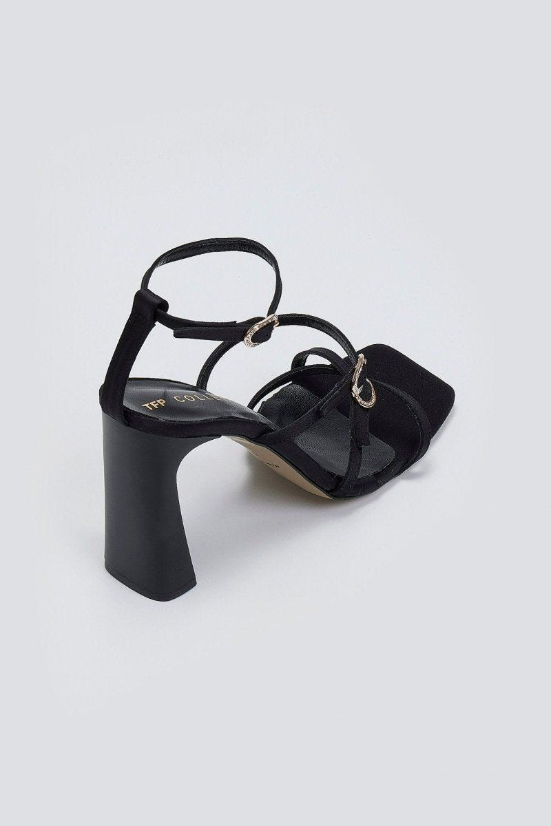 Πέδιλα σατέν με λεπτά λουράκια TFP - Μαύρο - thefashionproject.gr - TFP