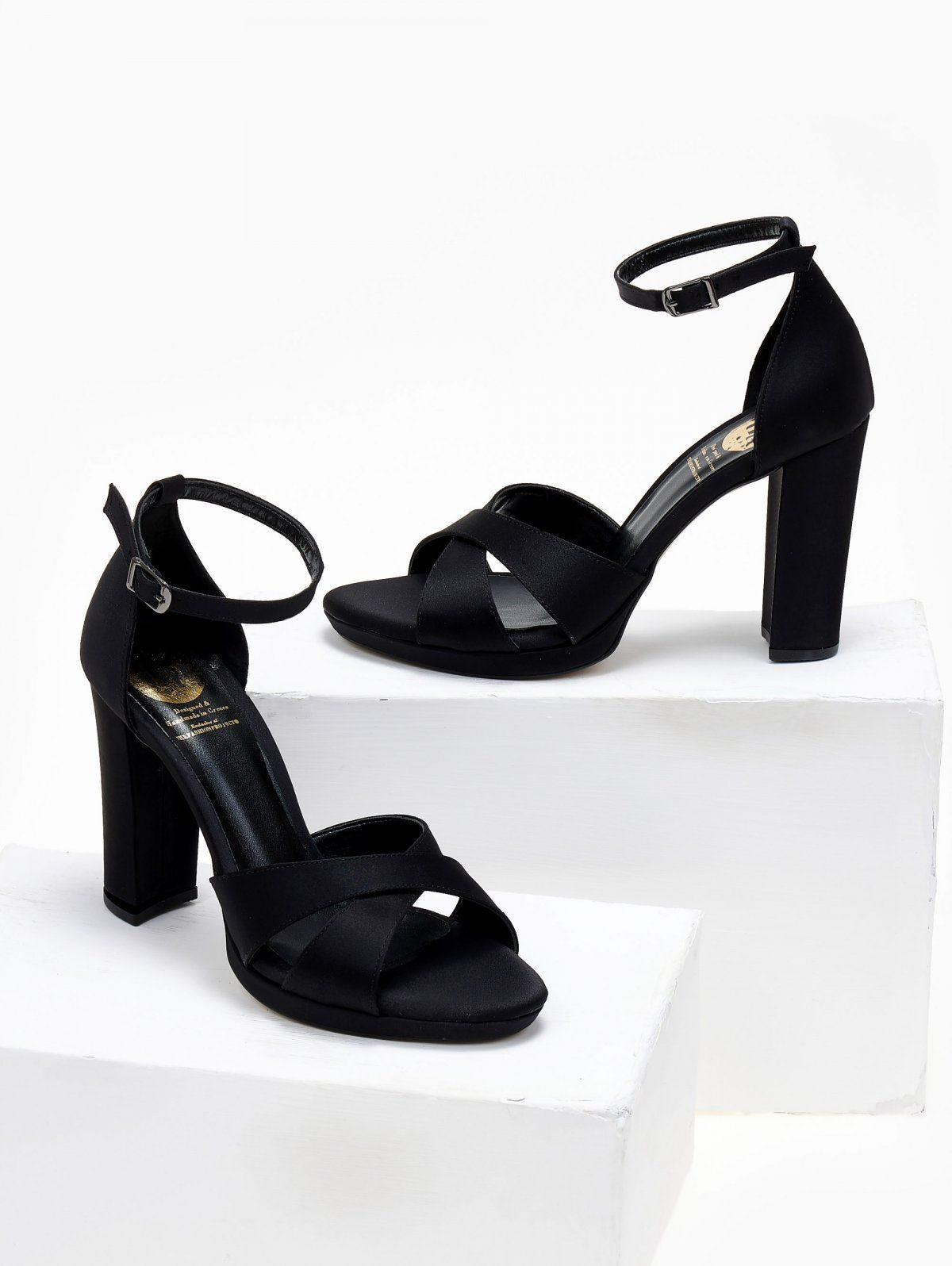 Πέδιλα σατέν με μπαρέτα TFP - Μαύρο - thefashionproject.gr - TFP