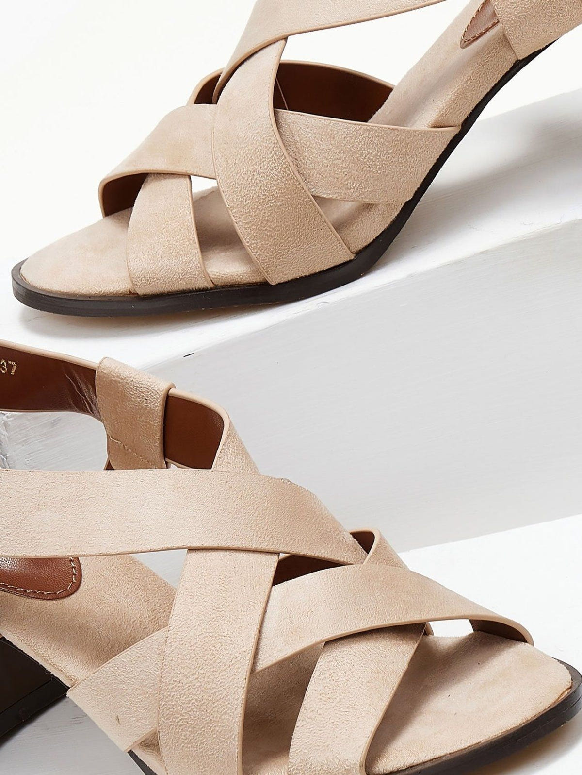 Πέδιλα suede με crossover φάσες ERYNN - Nude - thefashionproject.gr - ERYNN