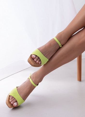 Πέδιλα suede με φελλό MARIAMARE - Lime - thefashionproject.gr - MARIAMARE