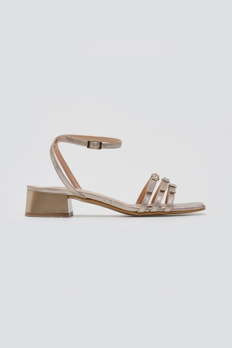Πέδιλα χαμηλά με ανάγλυφο pattern TFP - Χρυσό - thefashionproject.gr - TFP