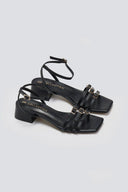Πέδιλα χαμηλά με λεπτά λουράκια TFP - Μαύρο - thefashionproject.gr - TFP