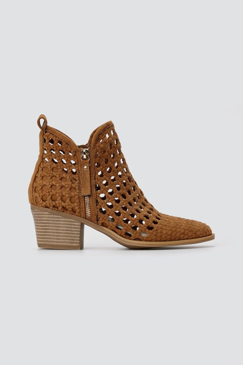 Xti Footwear - Perforated Ankle Boots Block Heel - Camel Suede