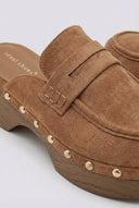 Ideal shoes - Platform Clogs Metallic Studs - Tan Suede