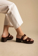Ideal shoes - Platform Mules Block Heel - Brown Suede