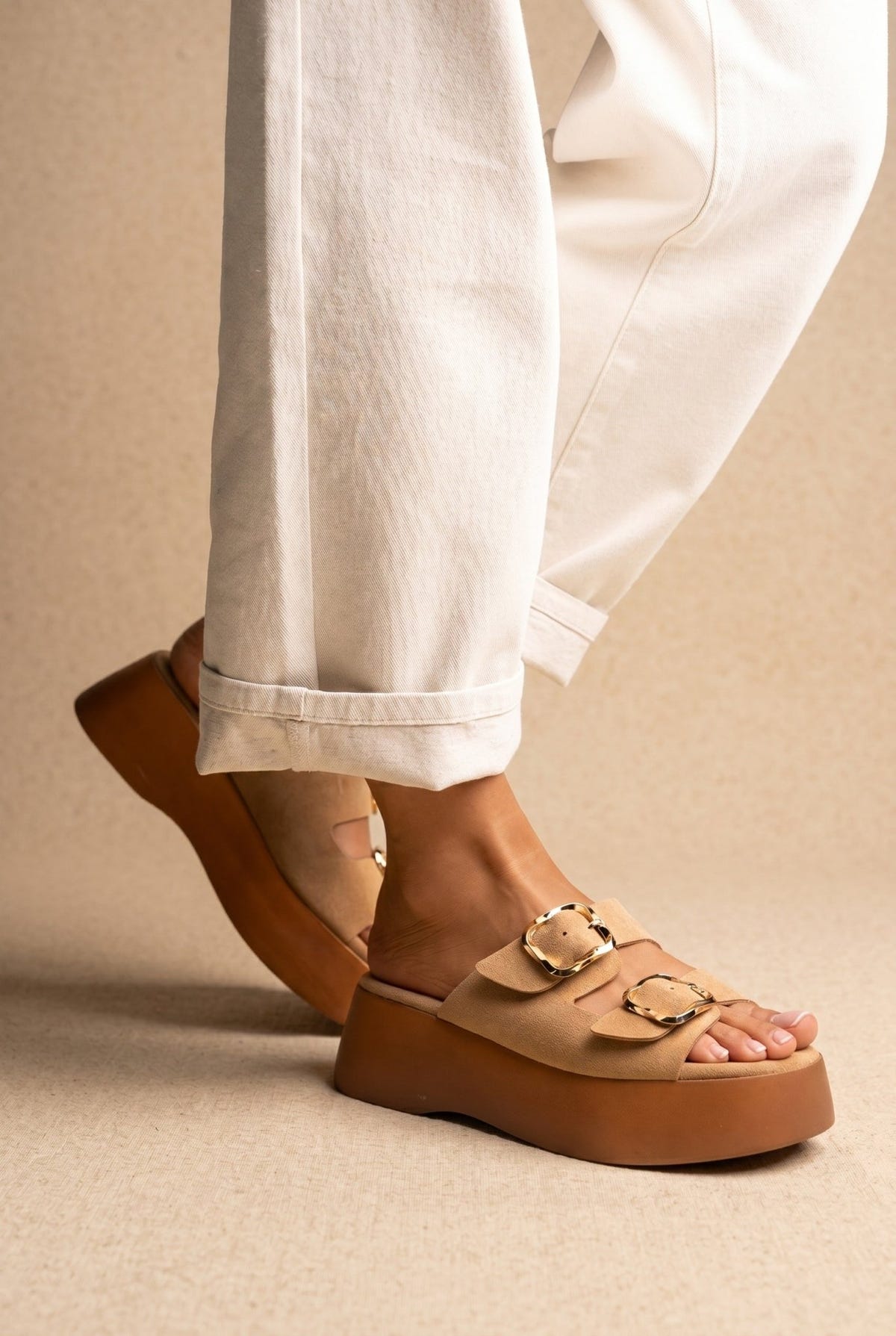 Estil - Platform Sandals - Beige Suede