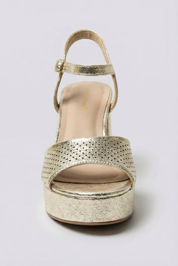 Ideal shoes - Platform Sandals Block Heel - Gold