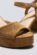 Ideal shoes - Platform Sandals Block Heel - Tan Suede