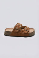 Ideal shoes - Platform Sandals Bold Buckles - Camel Suede