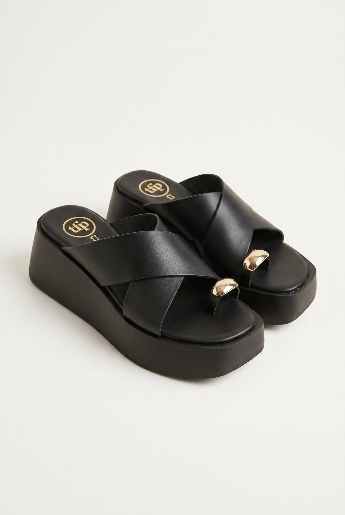 TFP - Platform Toe Ring Sandals Crossover - Black Matte
