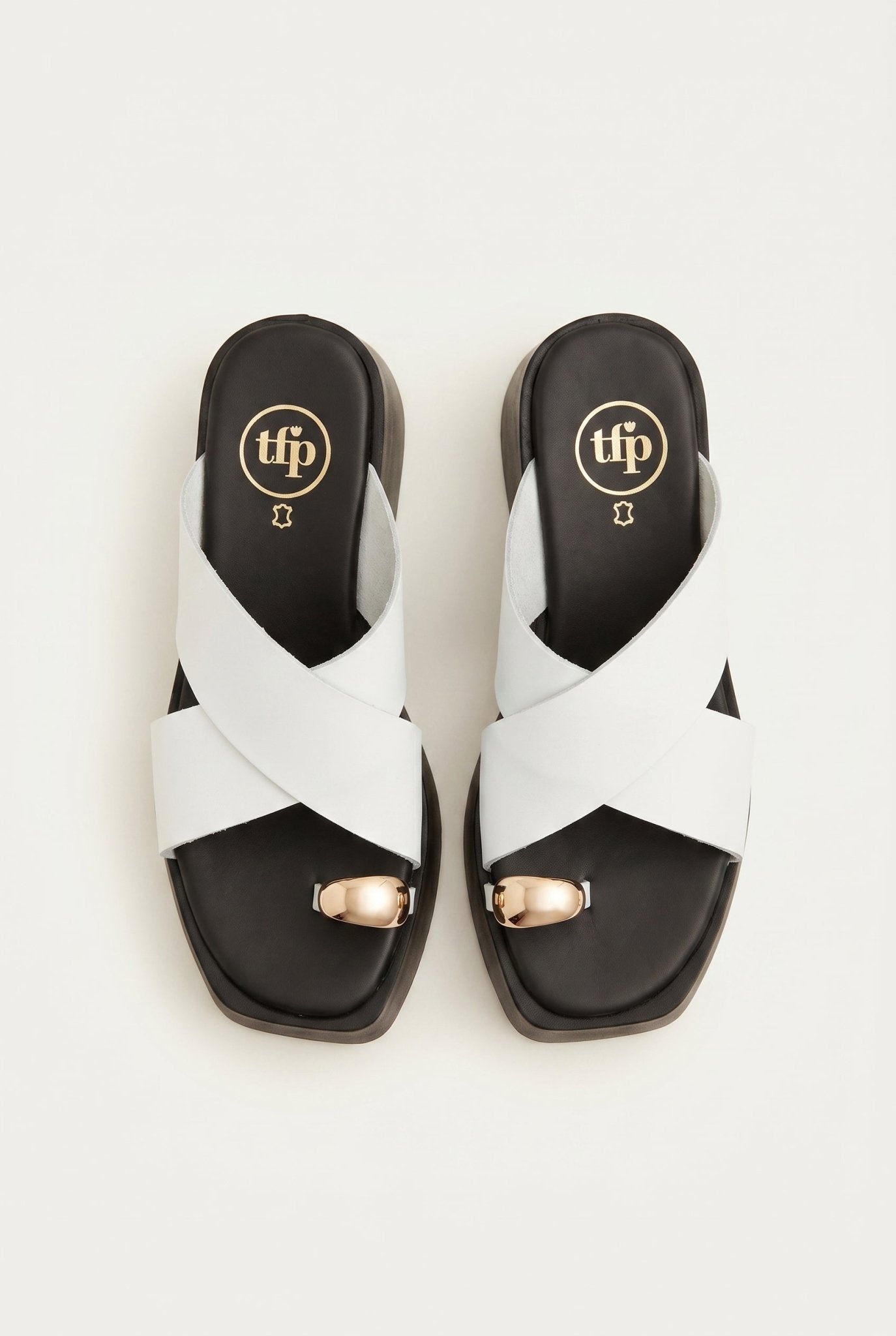 Platform Toe Ring Sandals Crossover - White Matte