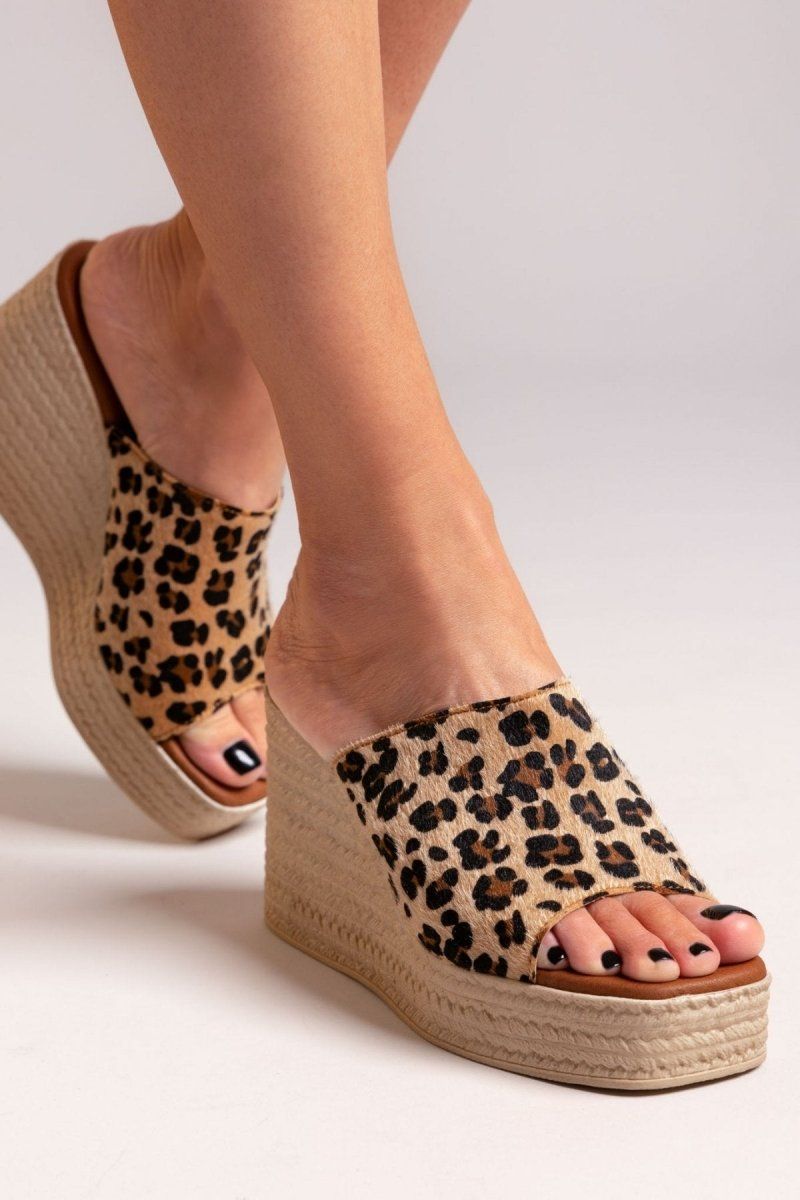 Πλατφόρμες από συνθετικό ponyskin με print Estil - Leopard - thefashionproject.gr - Estil