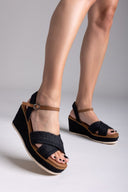 Πλατφόρμες crossover REFRESH 171543 - Μαύρο - thefashionproject.gr - Refresh