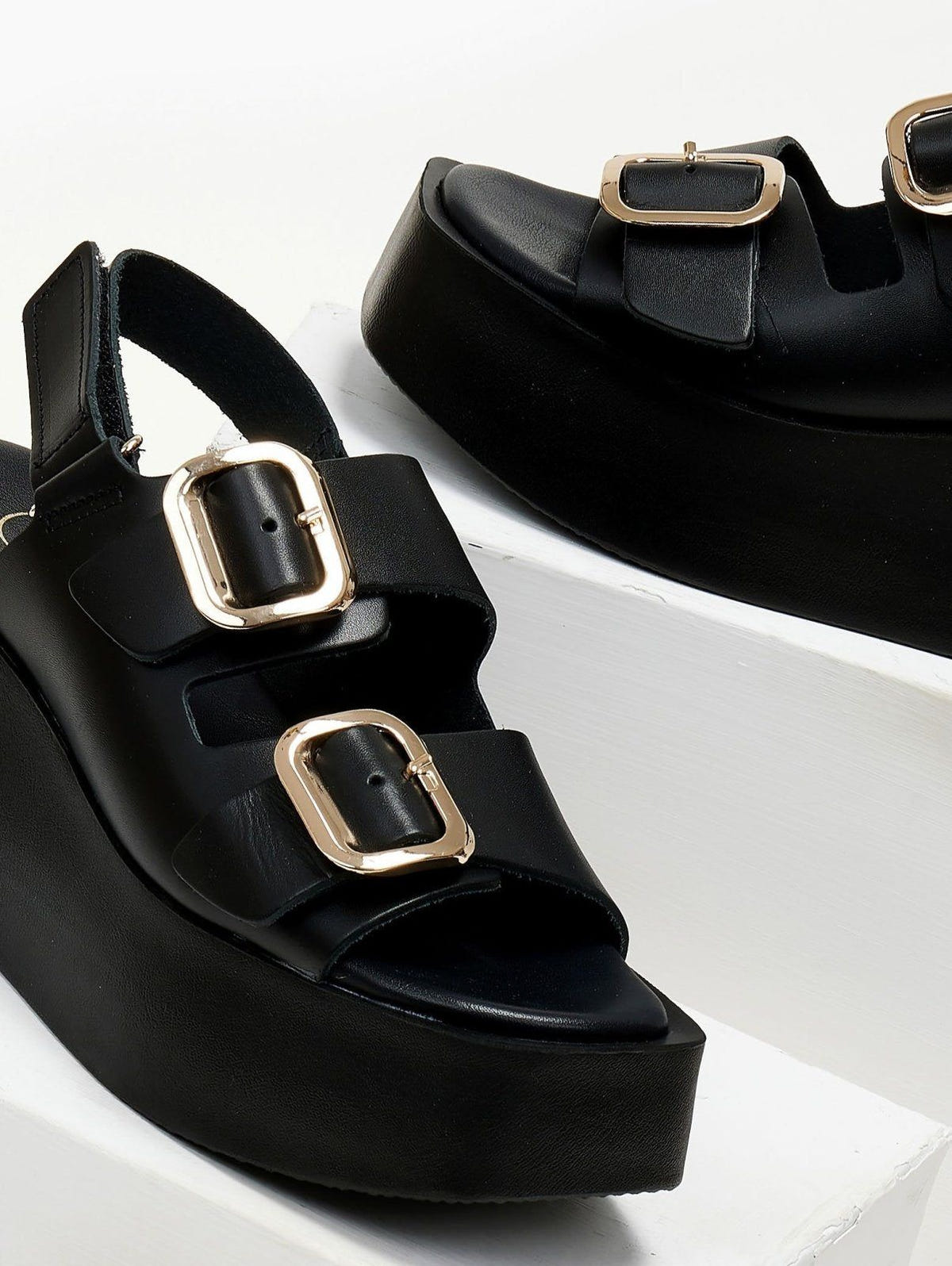Πλατφόρμες δερμάτινες με τοκάδες TFP - Μαύρο - thefashionproject.gr - TFP