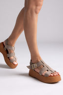 Πλατφόρμες καστόρινες με τοκά Estil - Τάουπε - thefashionproject.gr - Estil