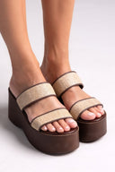 Πλατφόρμες με ψάθινες φάσες Estil - Καφέ - thefashionproject.gr - Estil