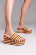 Πλατφόρμες σχοίνινες CARMELA 162237 - Κάμελ - thefashionproject.gr - CARMELA