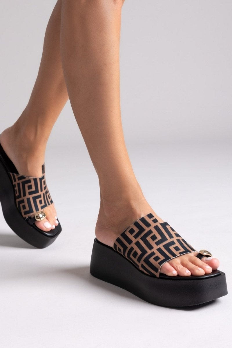 Πλατφόρμες υφασμάτινες με print Tfp - Καφέ - thefashionproject.gr - TFP