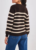 Πλεκτό πουλόβερ ριγέ με μαλλί PIECES 17139849 - Καφέ - thefashionproject.gr - PIECES