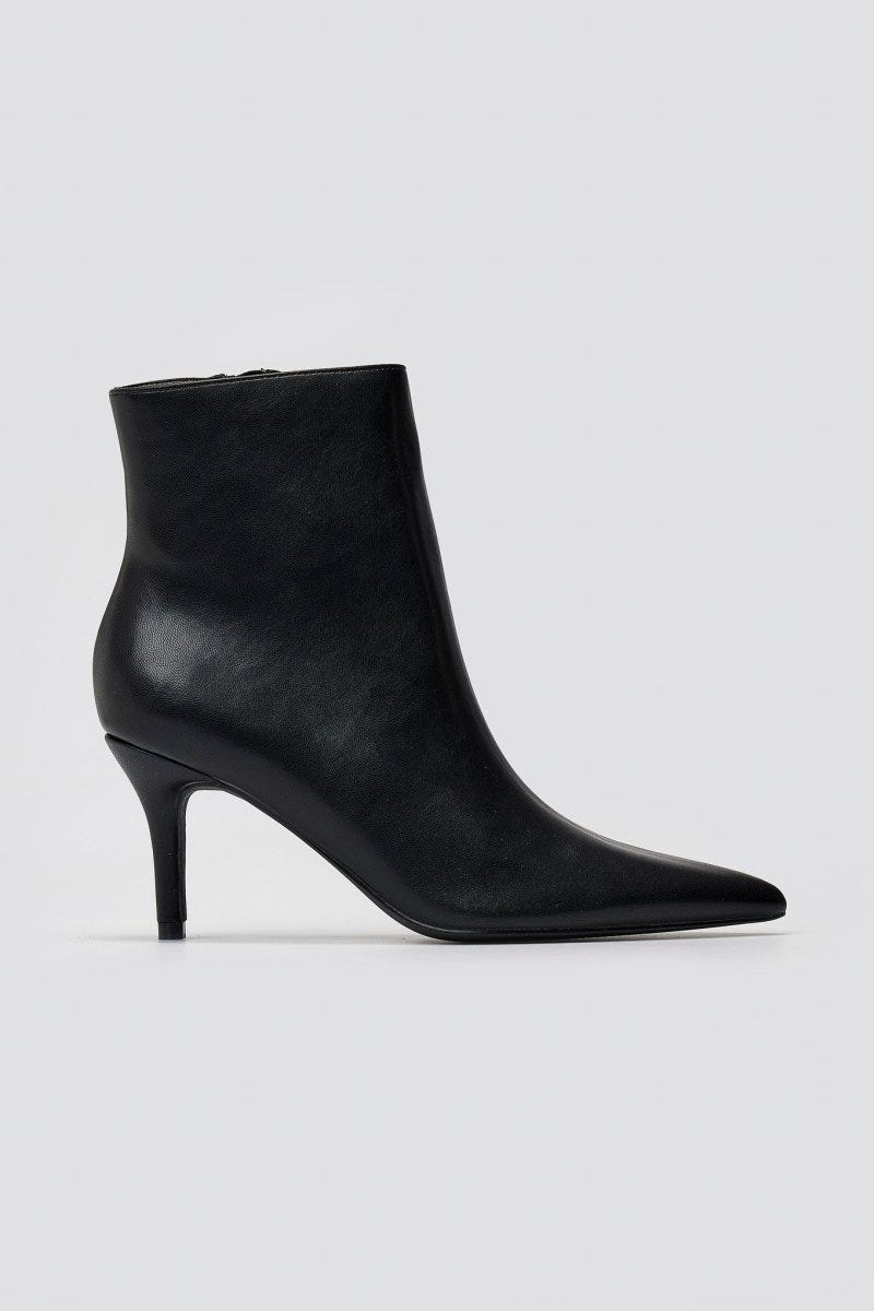 Pointed Ankle Boots with Stiletto Heel - Black Matte - thefashionproject.gr - BOTEGGA 22