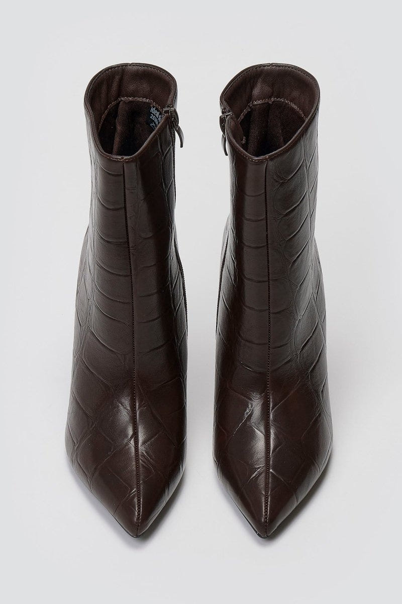 Ideal shoes - Pointed Croc - Effect Ankle Boots - Brown Croc