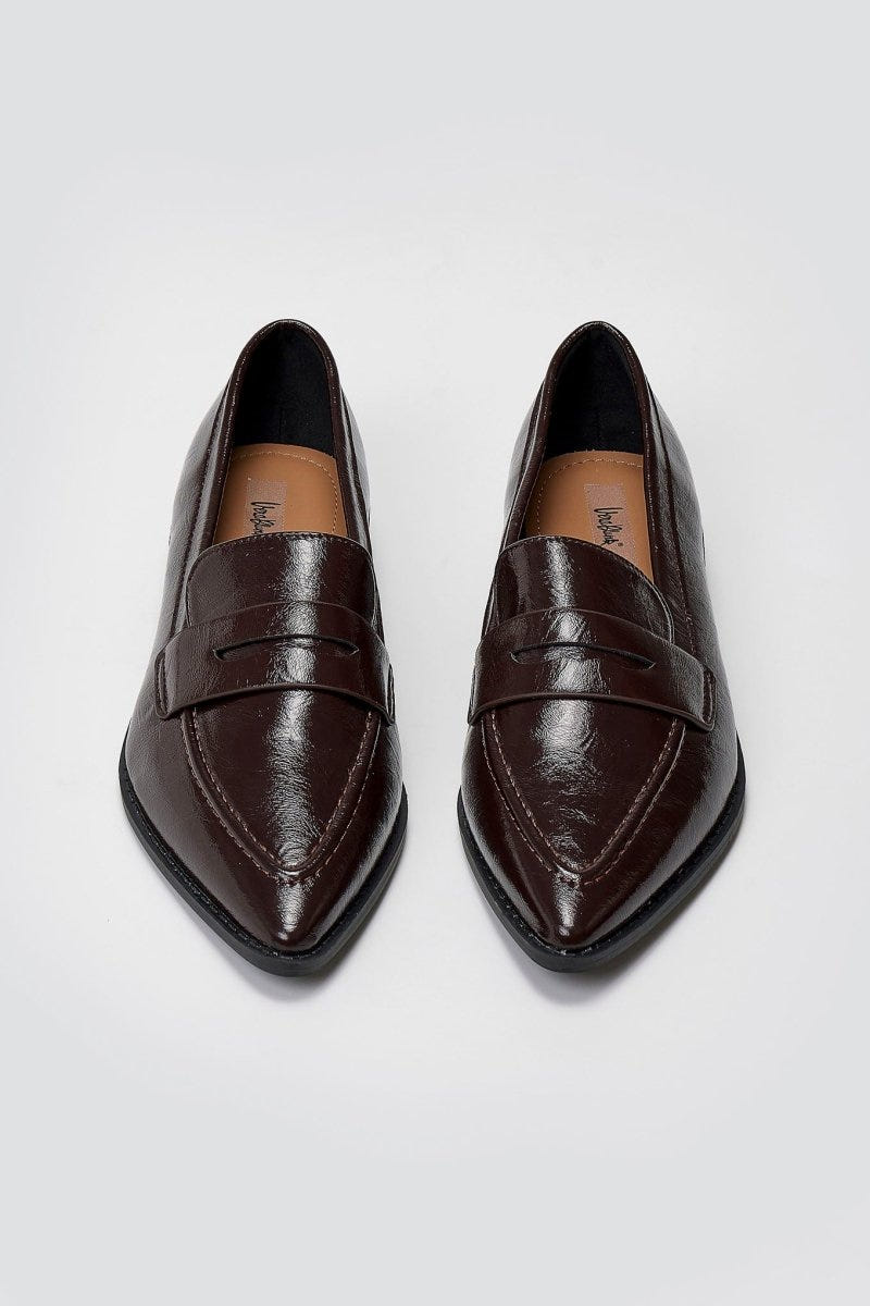 Pointed Flat Loafers Crinkled Patent - Brown Crinkled Patent - thefashionproject.gr - VeraBloom