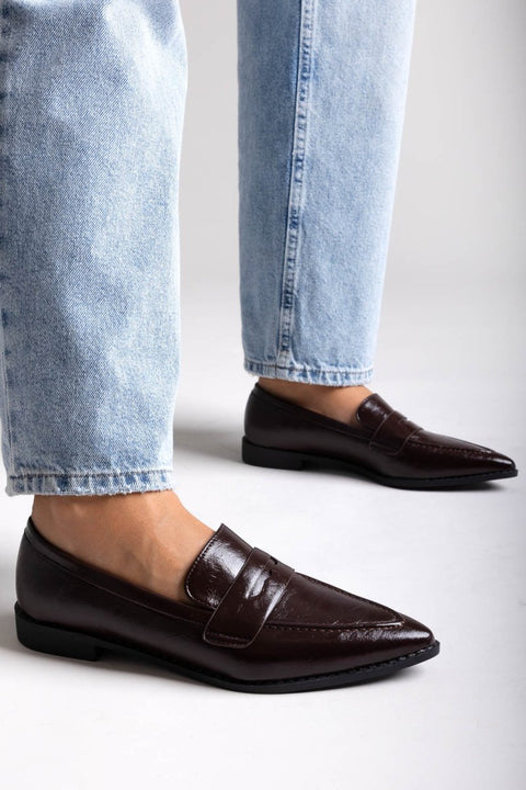 Pointed Flat Loafers Crinkled Patent - Brown Crinkled Patent