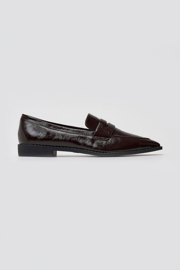 Pointed Flat Loafers Crinkled Patent - Brown Crinkled Patent - thefashionproject.gr - VeraBloom