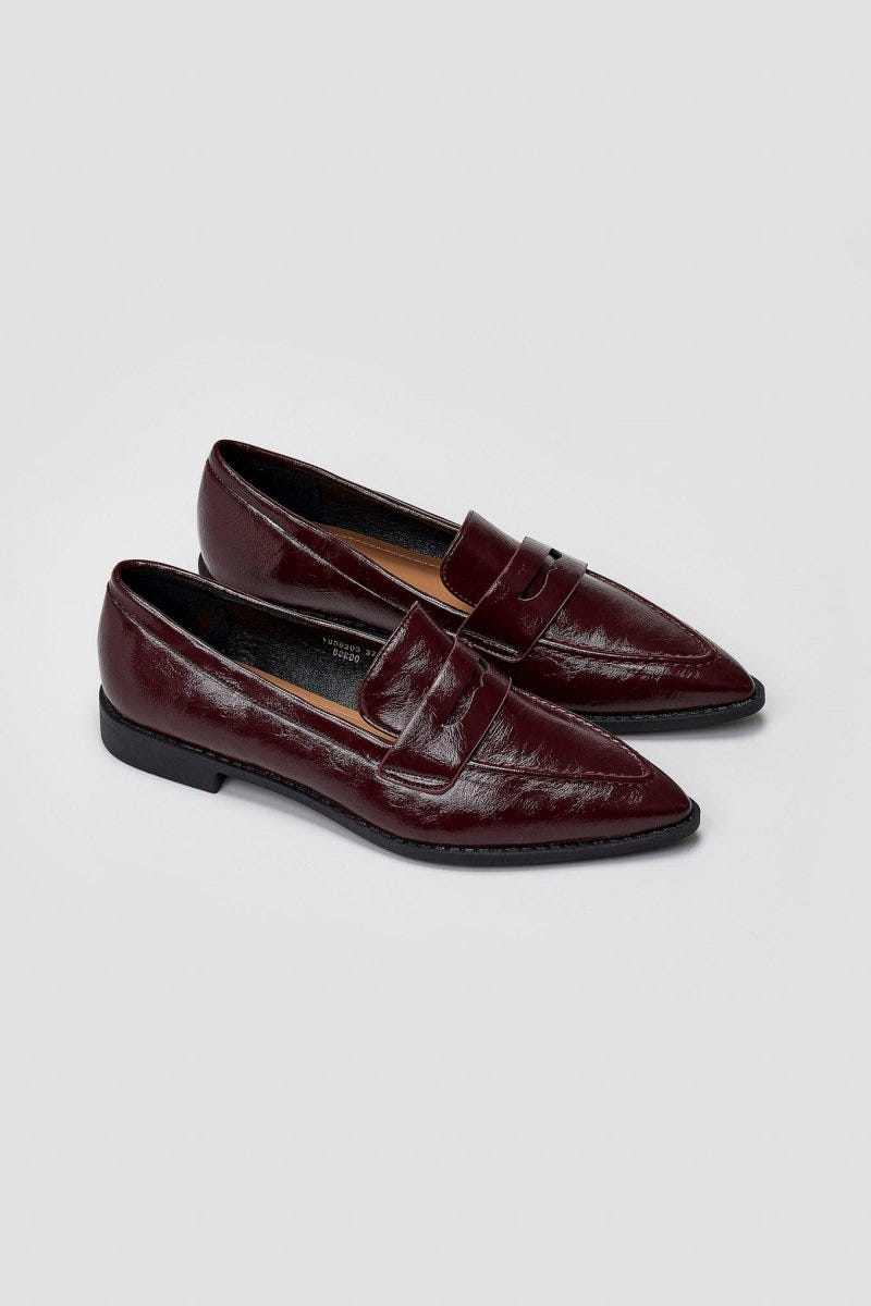 Pointed Flat Loafers Crinkled Patent - Burgundy Crinkled Patent - thefashionproject.gr - VeraBloom