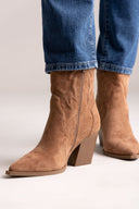Pointed Suede Cowboy Ankle Boots - Camel Suede - thefashionproject.gr - MARQUIIZ