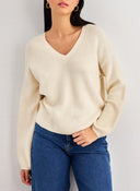 Πουλόβερ crop με v cut λαιμόκοψη ONLY 15294086 - Μπεζ - thefashionproject.gr - ONLY