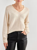 Πουλόβερ με v cut λαιμόκοψη Vero Moda 10291253 - Ζαχαρί - thefashionproject.gr - VERO MODA