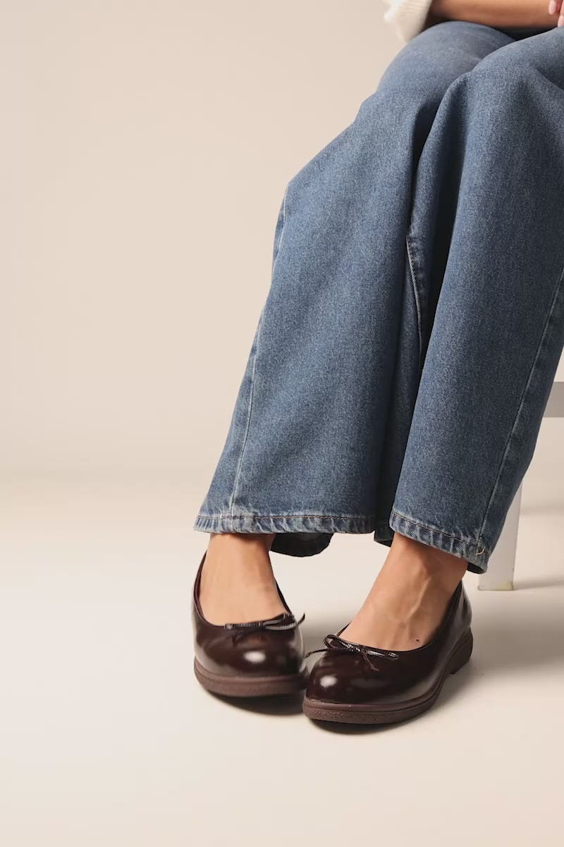 Ballerine in vernice con fiocco - Vernice marrone