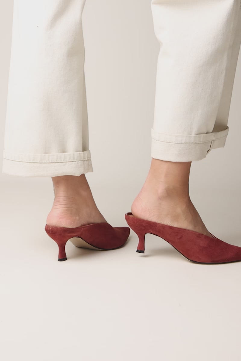 Kitten Heel Mules Pointed Toe - Terracotta suede