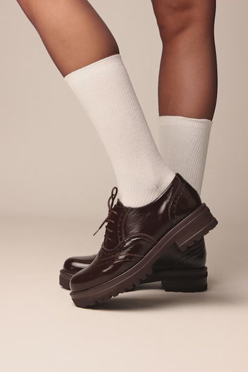 Παπούτσια Brogue με κορδόνια και chunky σόλα - Καφέ Λουστρίνι