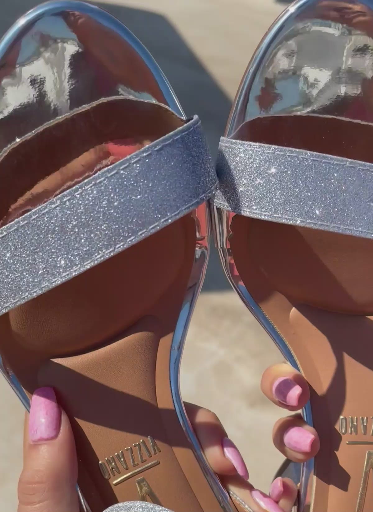 Πέδιλα με μπαρέτα κα glitter Vizzano 6262.474