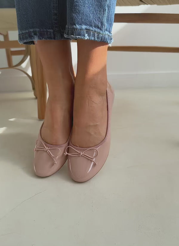 Μπαλαρίνες λουστρίνι με φιογκάκι