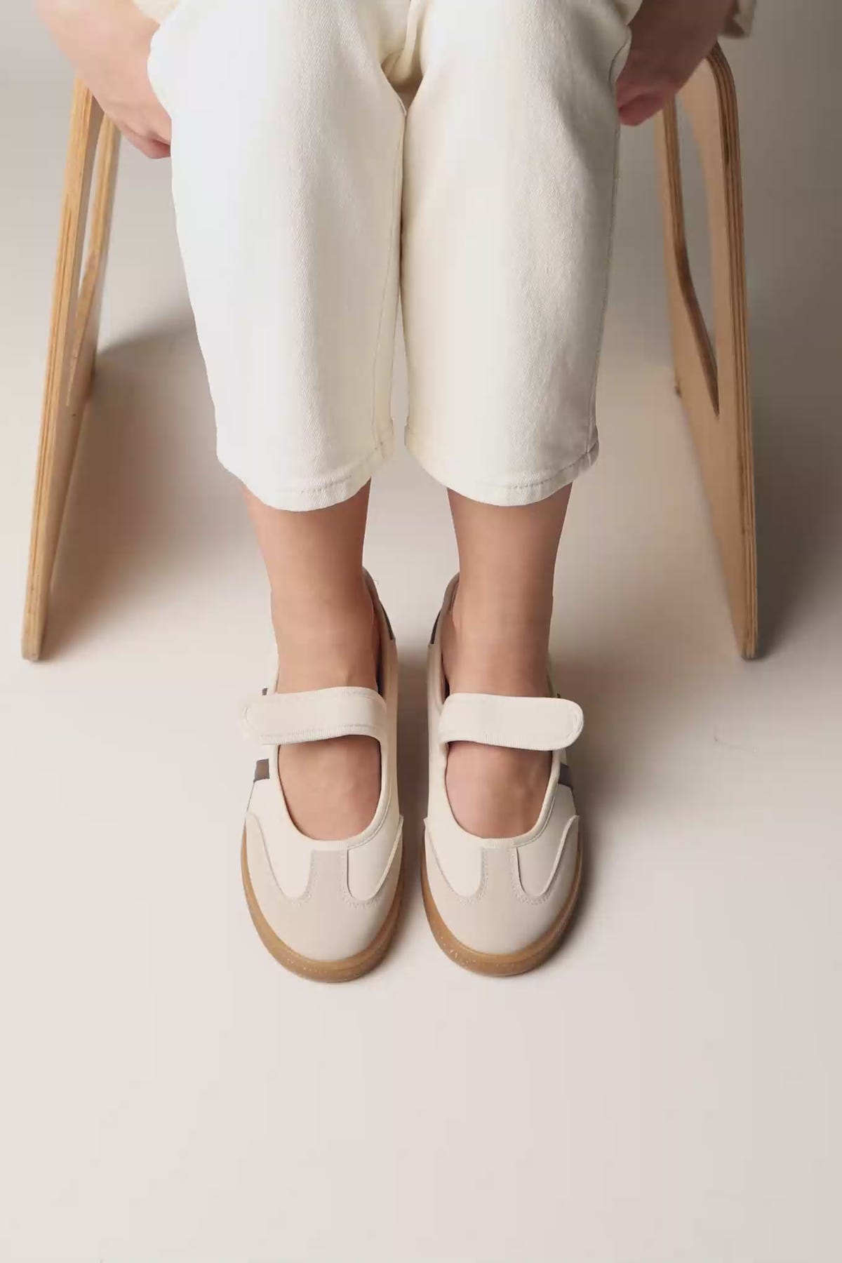 Mary Jane Sneakers - Beige Matte